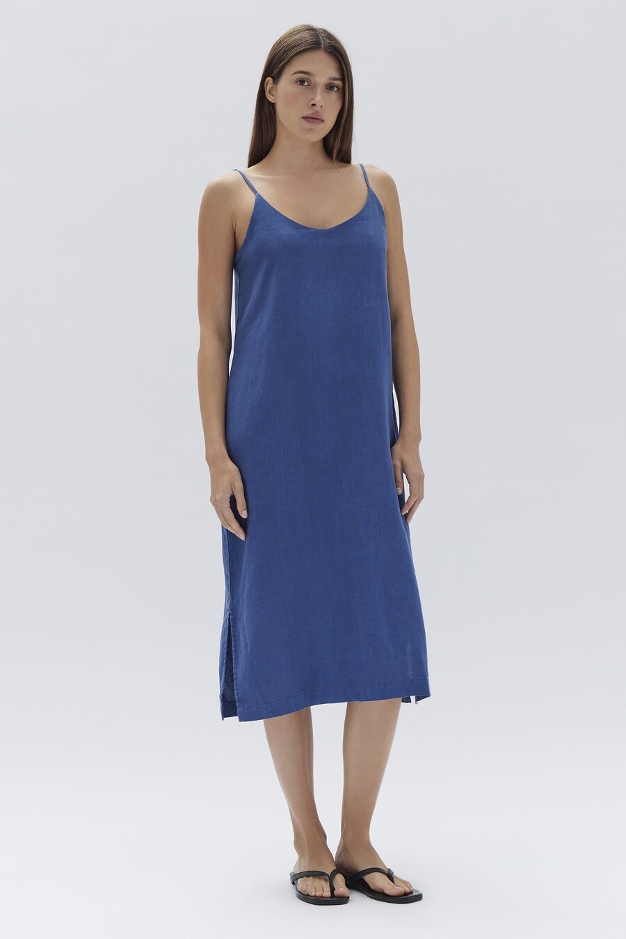 Assembly linen slip store dress