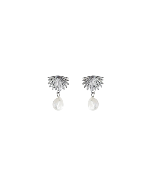 Boh Runga Fan Tail Pearl Studs